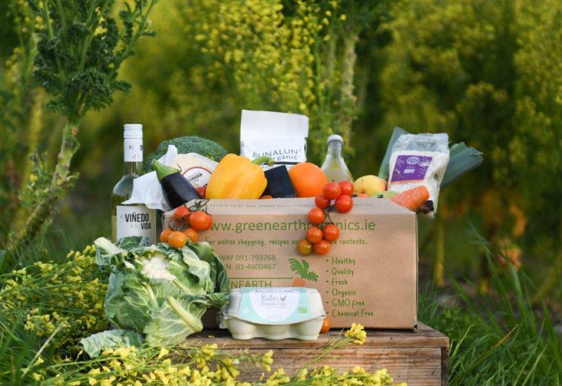 Win A Green Earth Organics Hamper With Wine